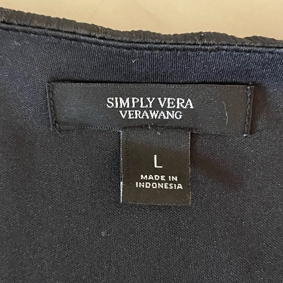 Simply Vera Vera Wang Black Sheer Metallic Stripe Ruffle Blouse Size L - Picture 2 of 7